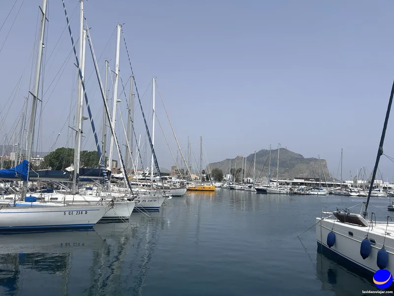 vistas al puerto desde el foro itálico de palermo